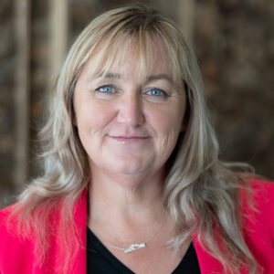 Lynn Harte - Headshot